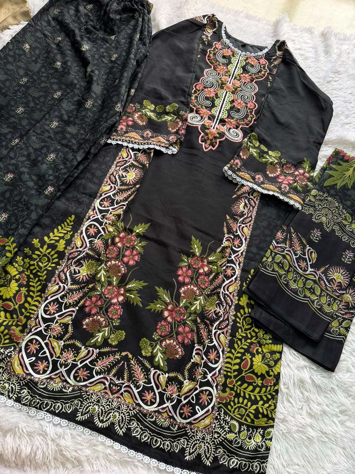 Aaliz Print Aliza Vol 8 Ready Made Collection