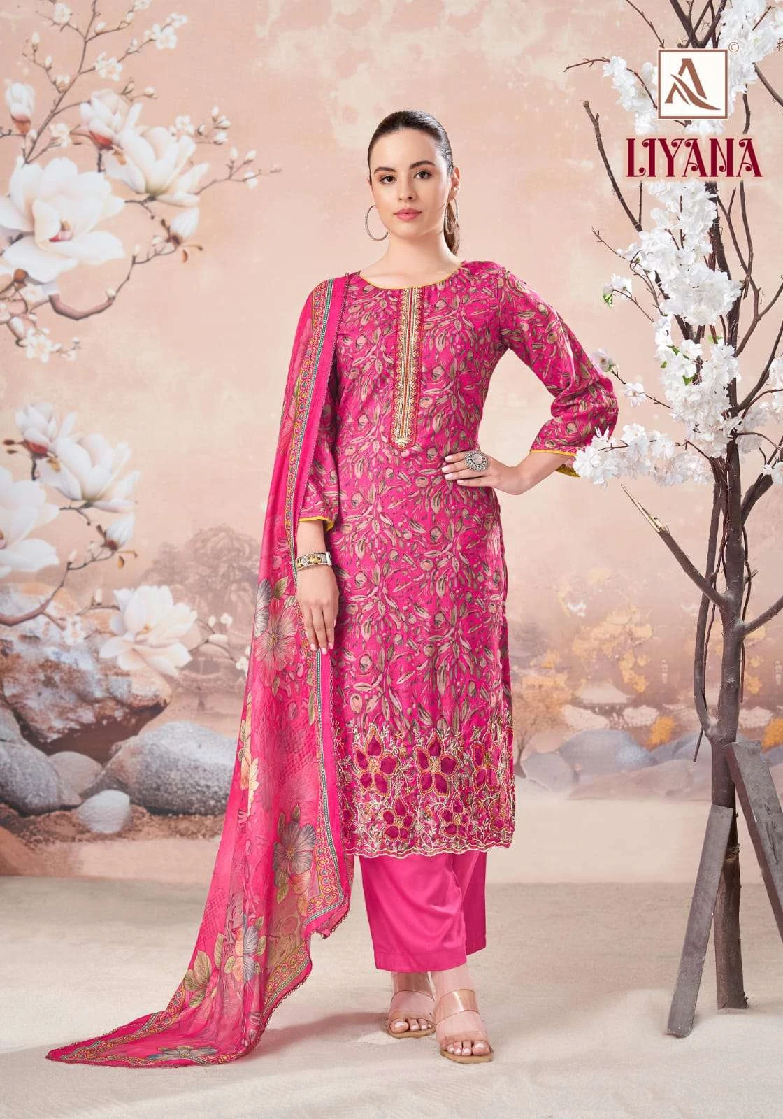 Alok Suits Liyana