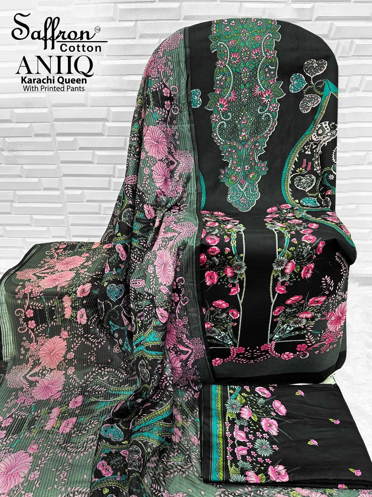 Aniq Karachi Queen with Printed Pants