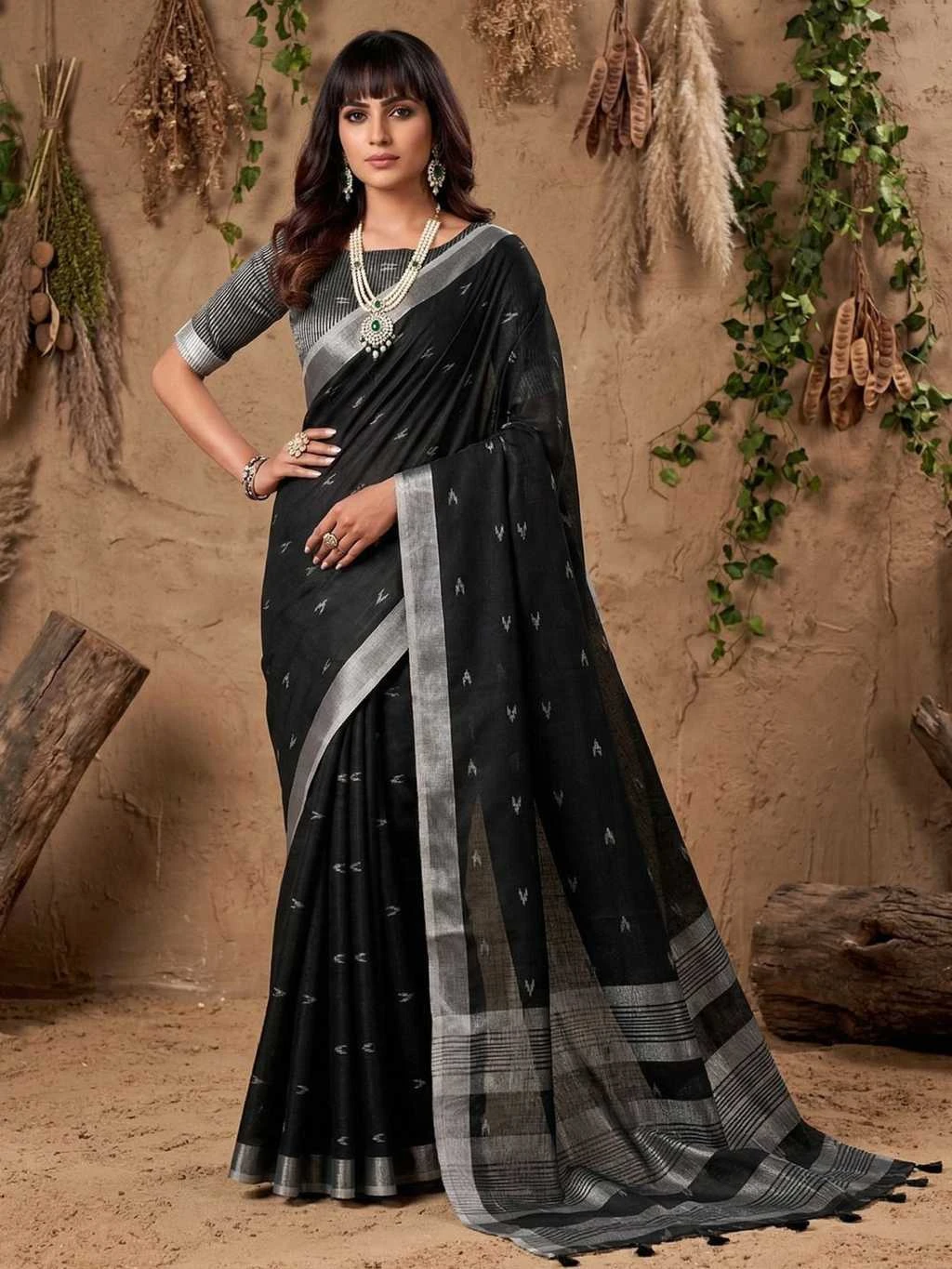 Astita Ritika Linen