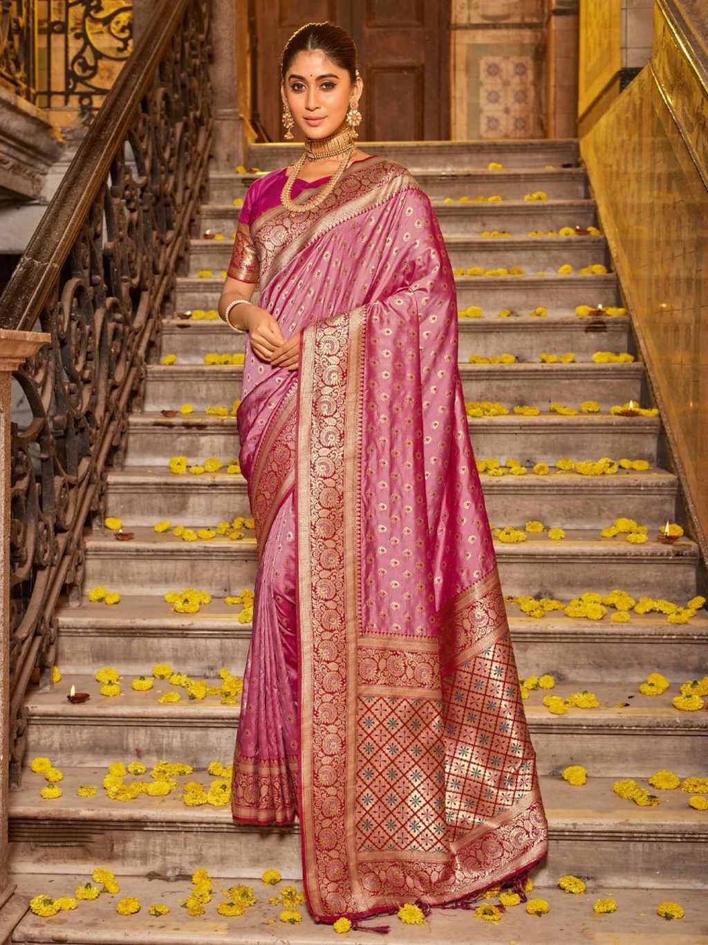 Astita Vaani Banarasi Silk