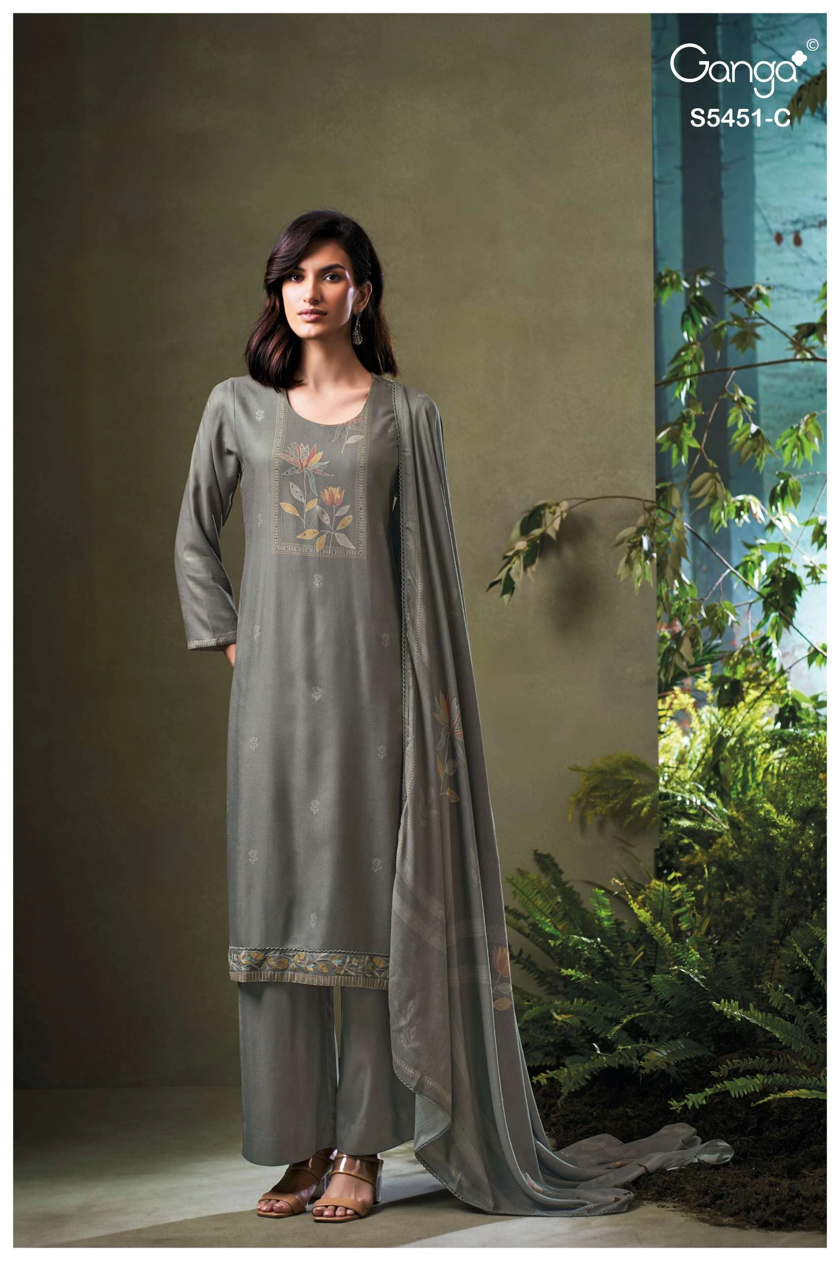Ganga Nasreen 5451