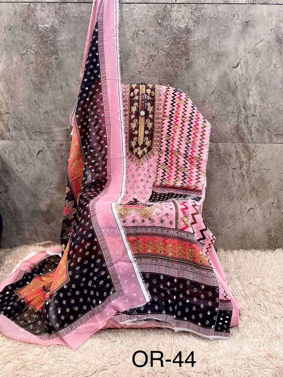 Hoor Tex Design No - or 44