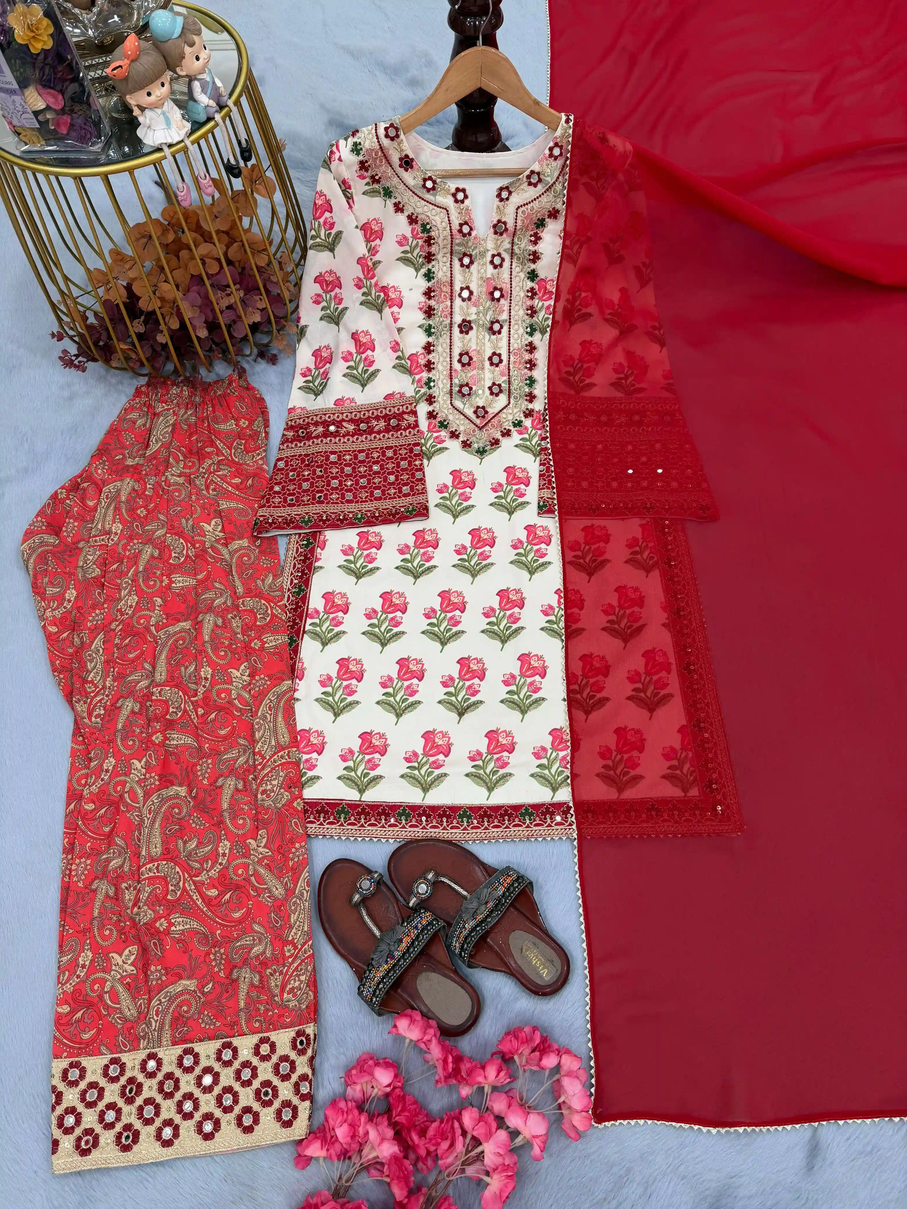 Lady Look 033 - Readymade Dress