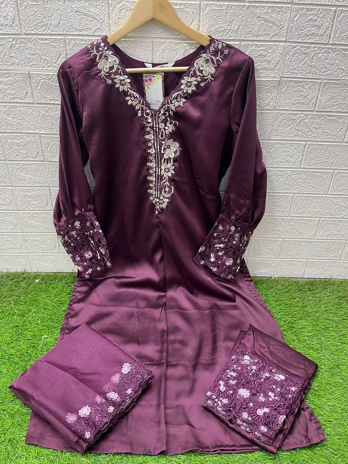 Laxuria Trendz D No 1491