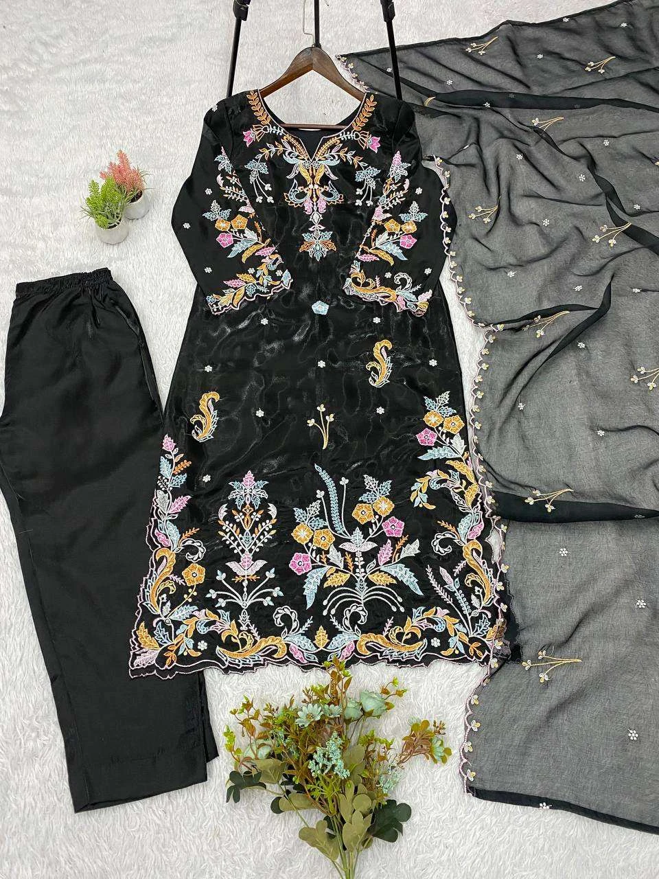 Lg 2124 - Readymade Dress
