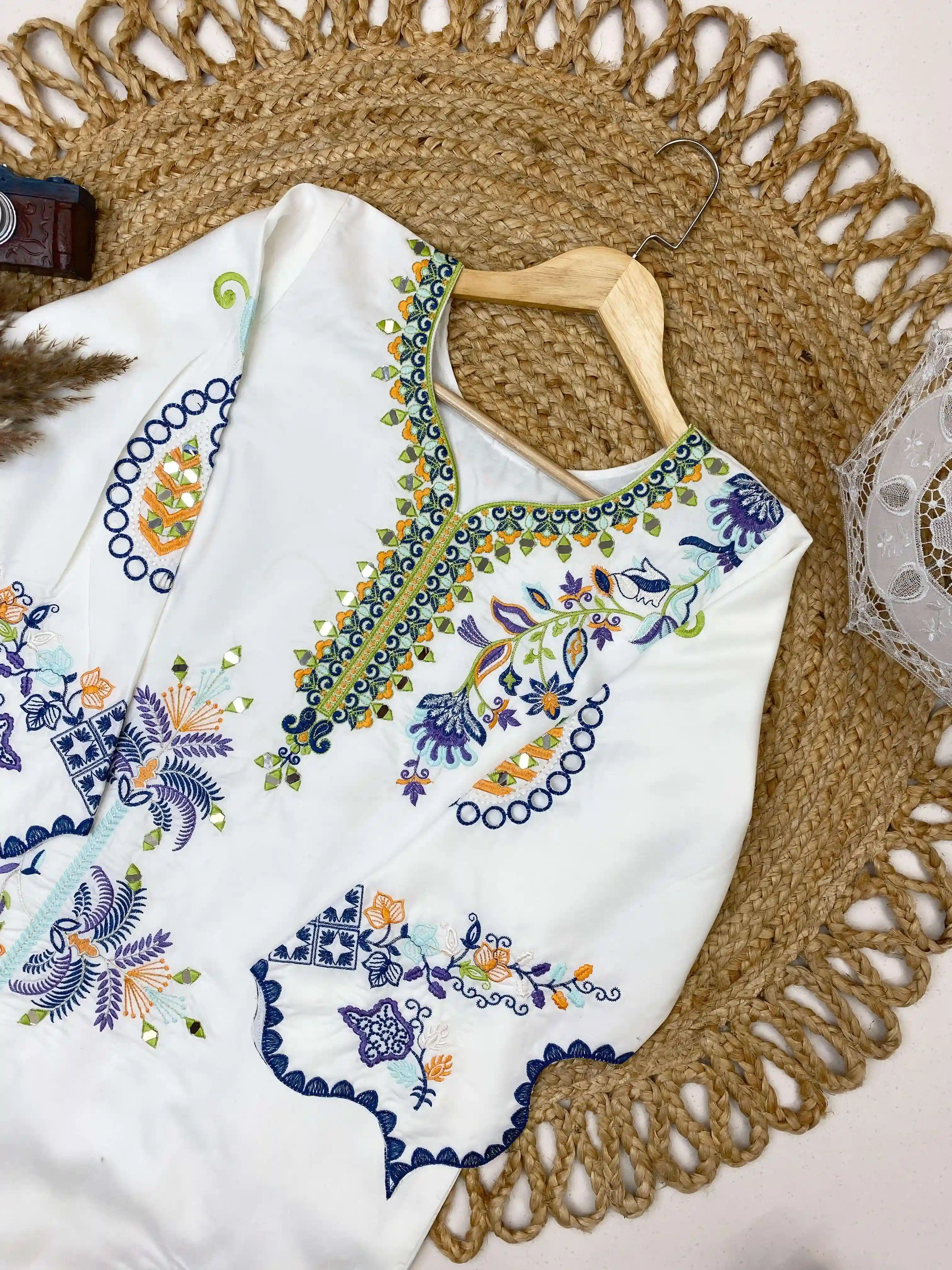 Lg 2143 - Readymade Dress