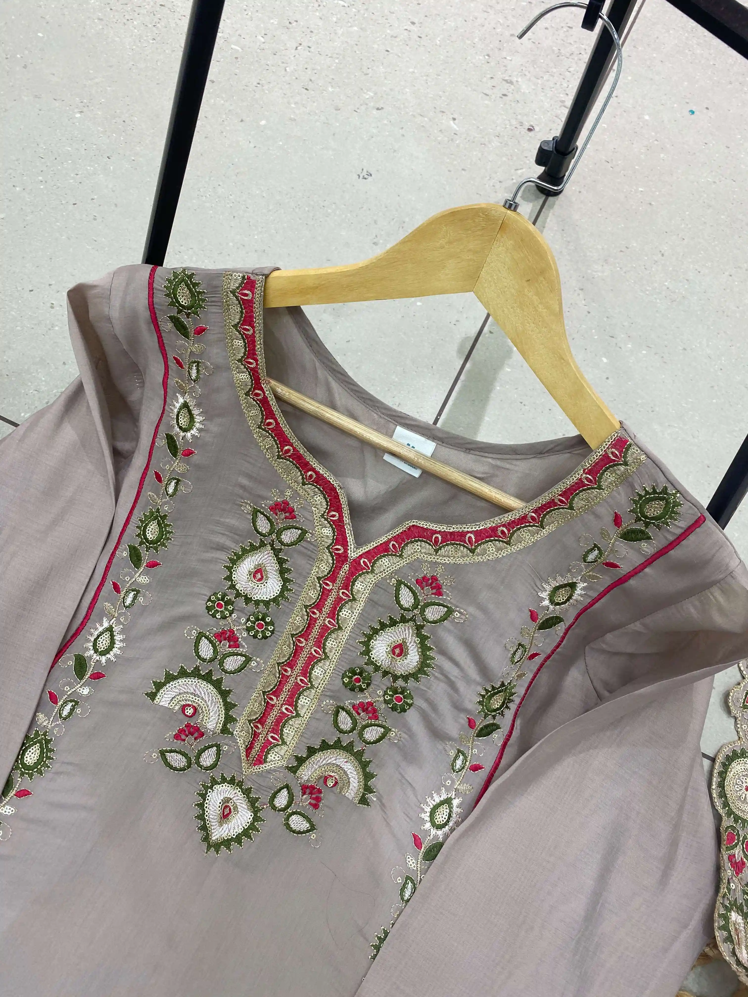 Lg 2149 - Readymade Dress