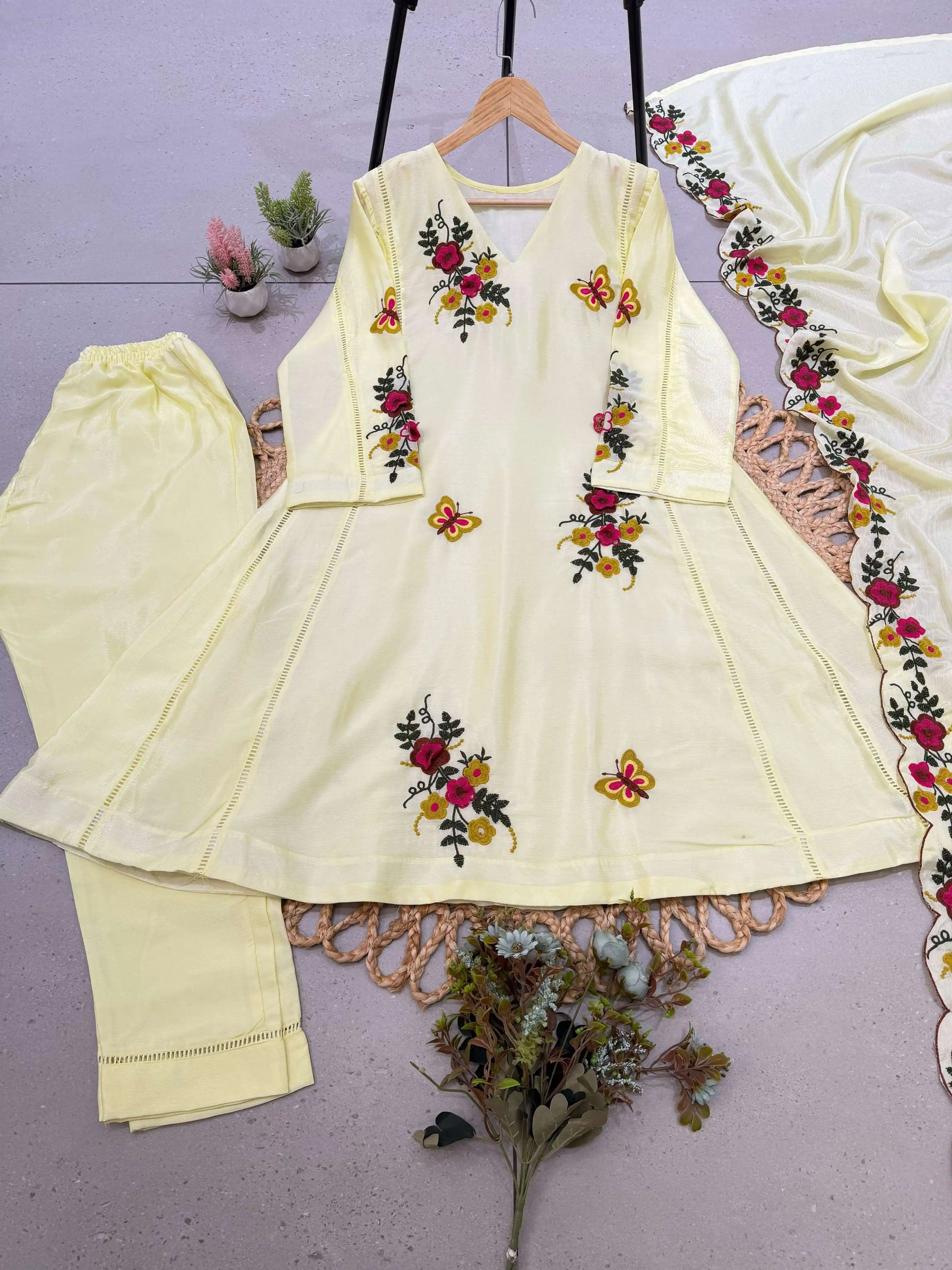 Lg 2152 - Readymade Dress