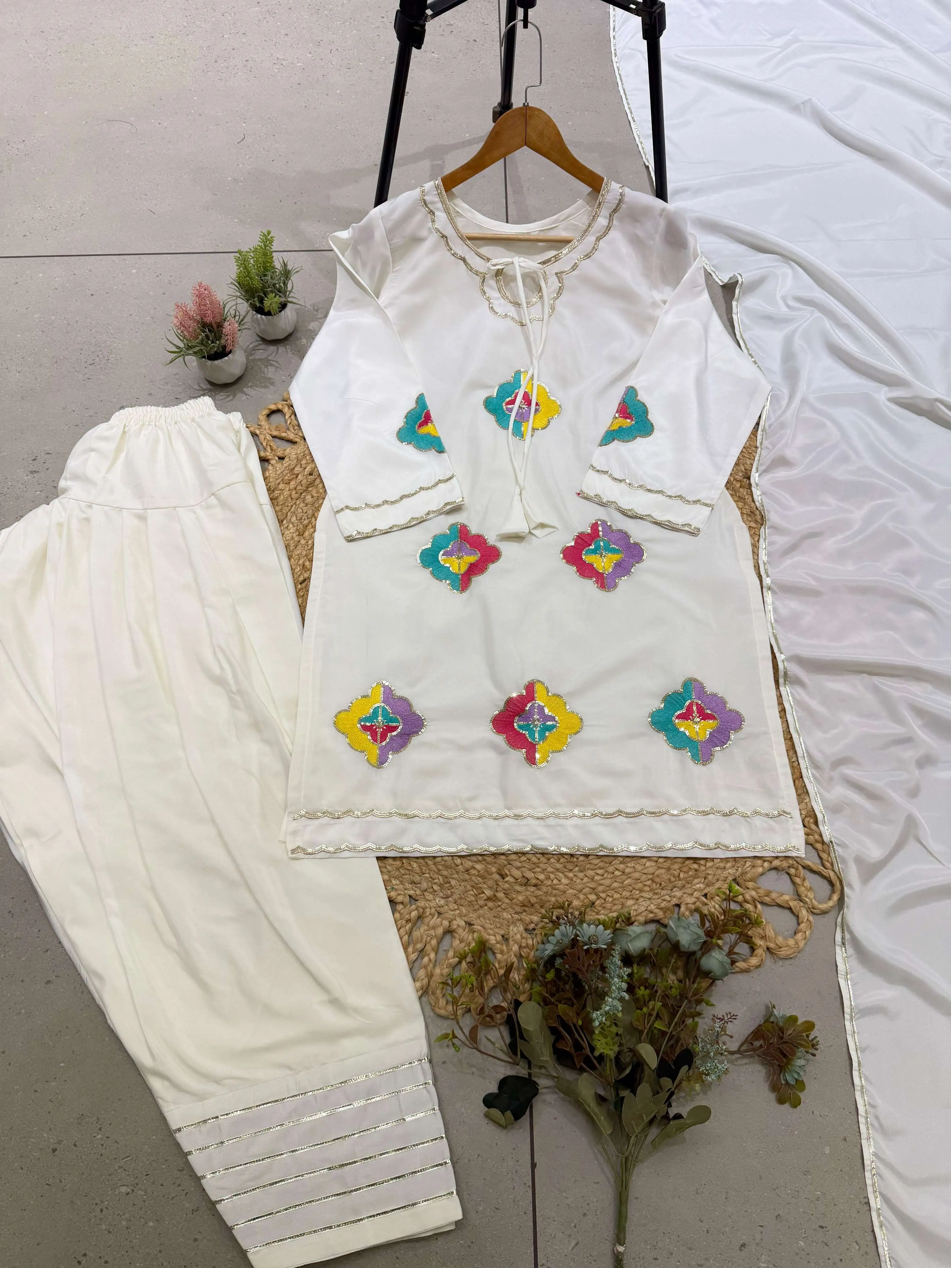 Lg 2156 - Readymade Dress