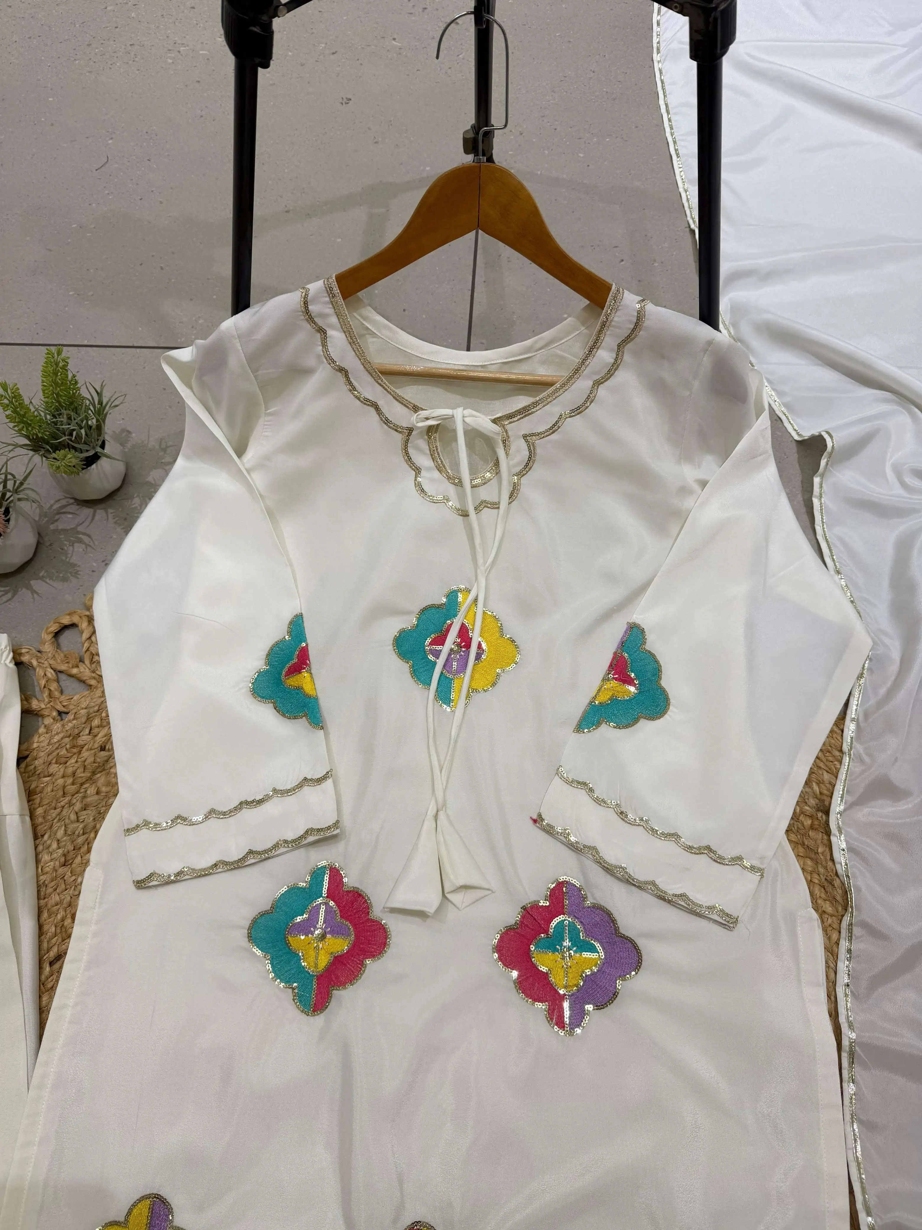 Lg 2156 - Readymade Dress