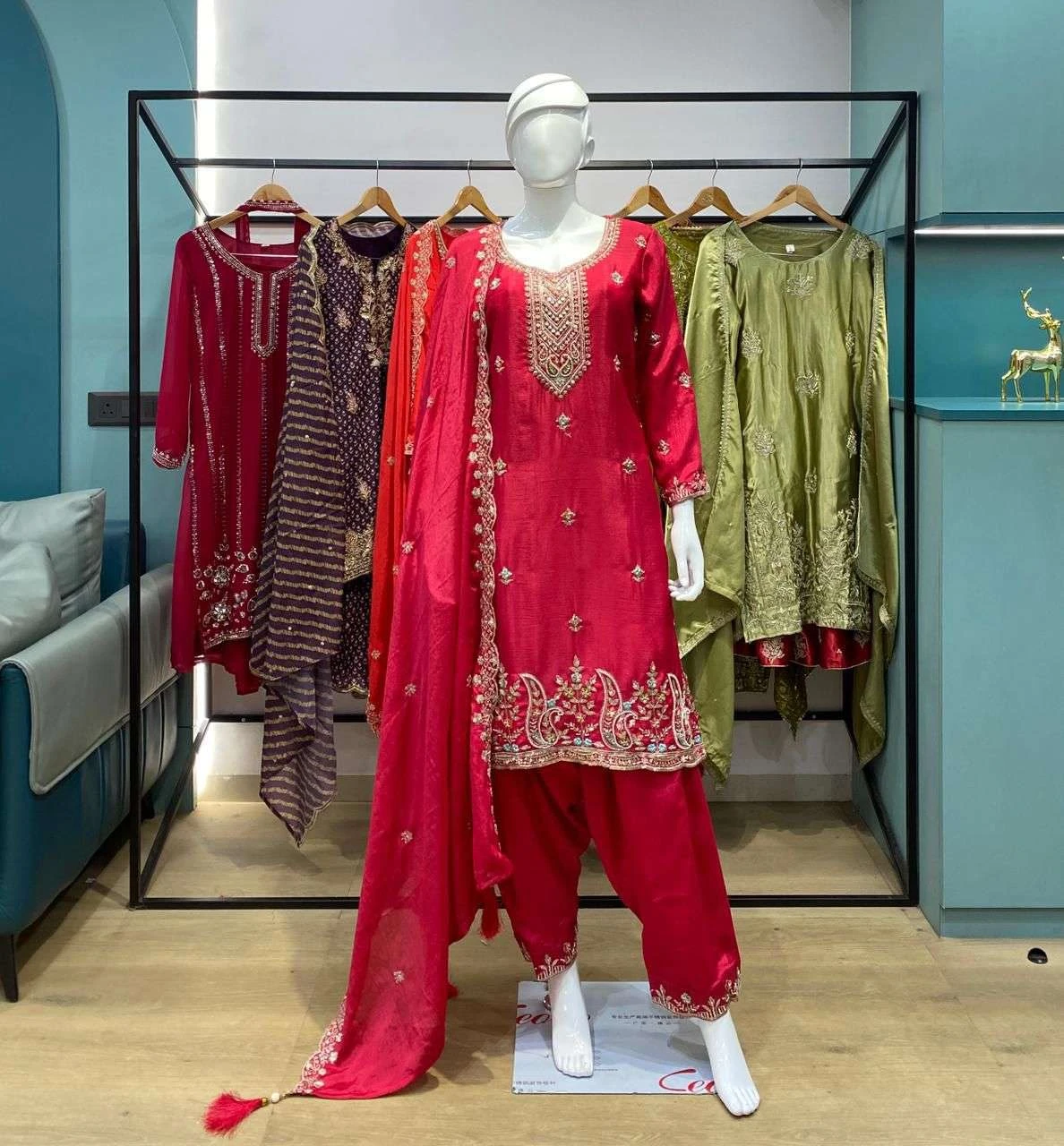 LM 10 - Readymade Dress
