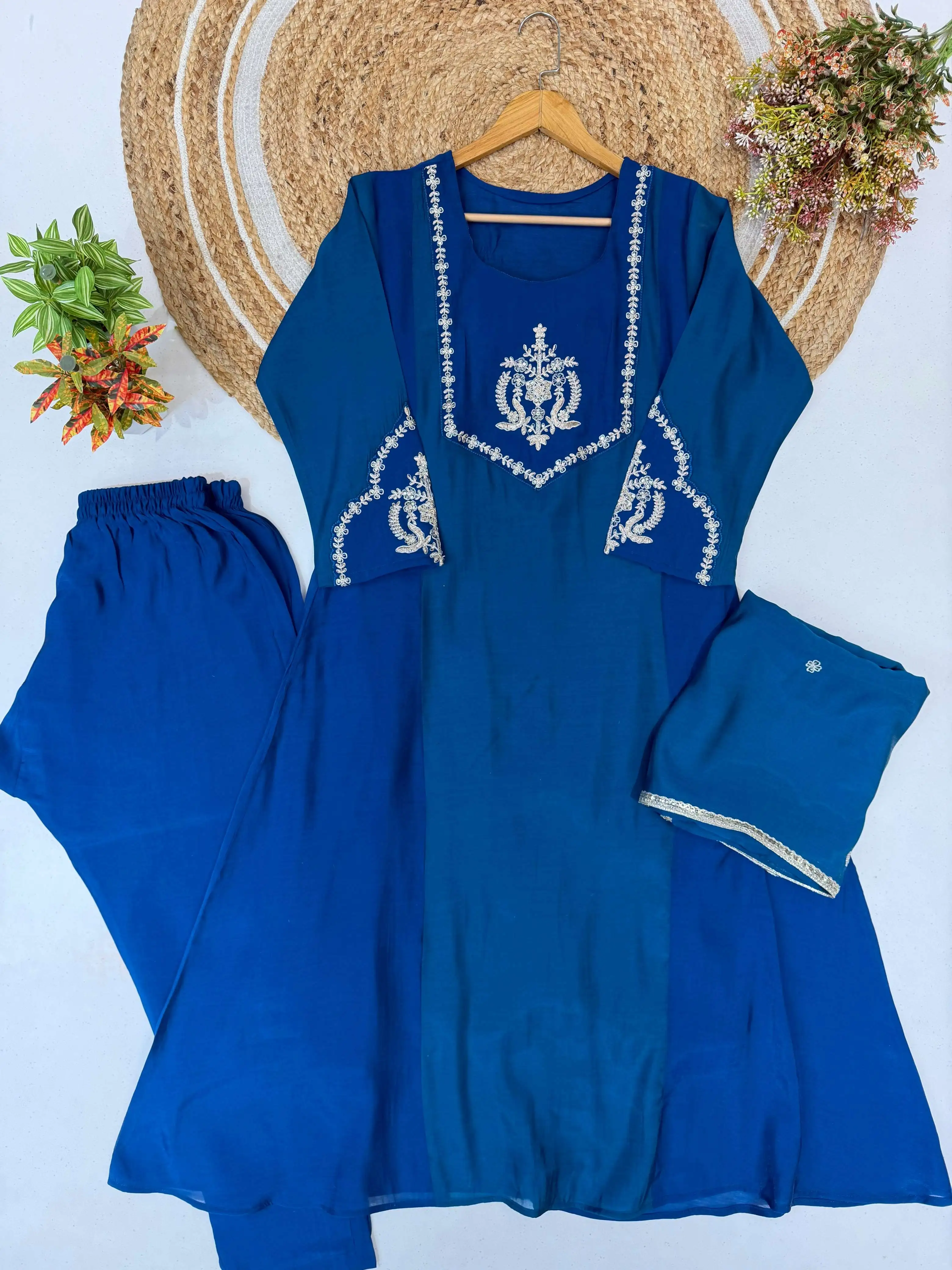 LM 38 - Readymade Dress