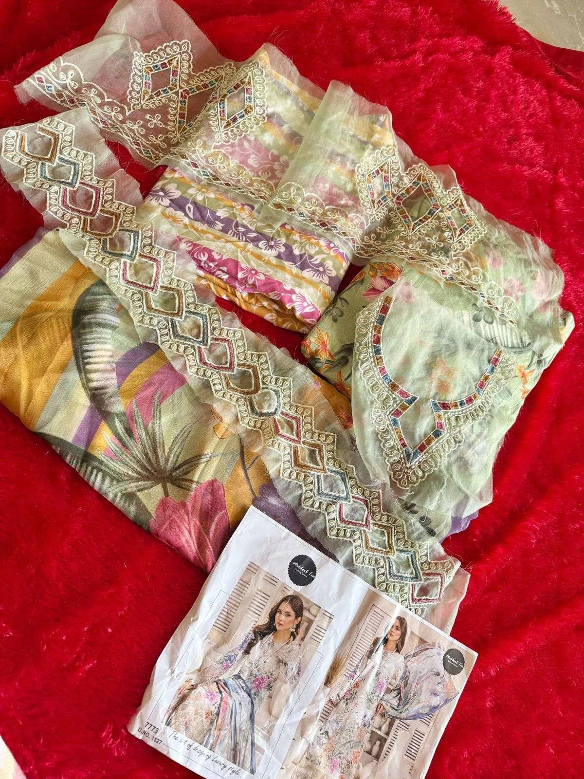 Mehboob Tex Design No - 1527-1529