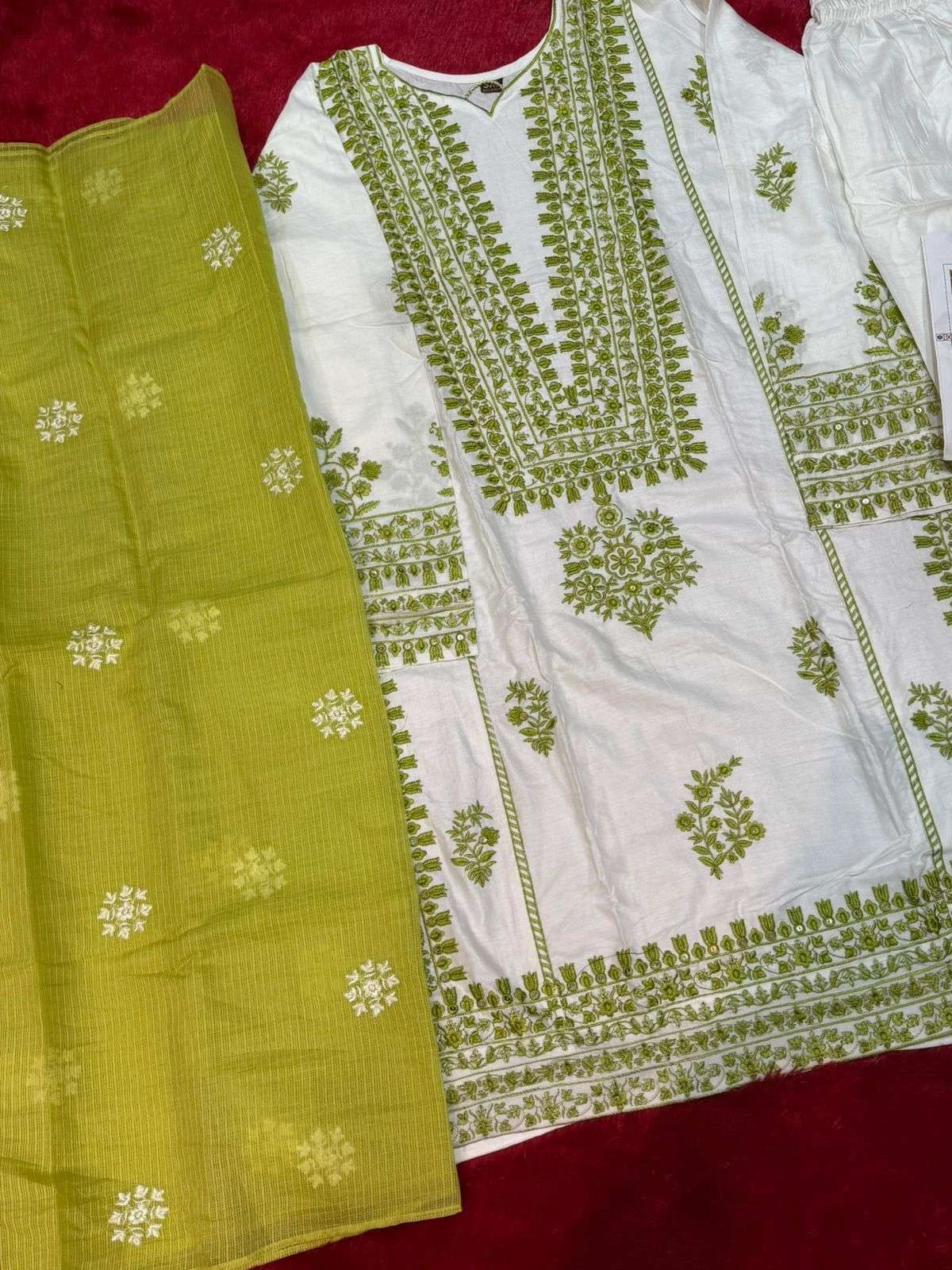 Mehboob Tex Design No - 1780-1775