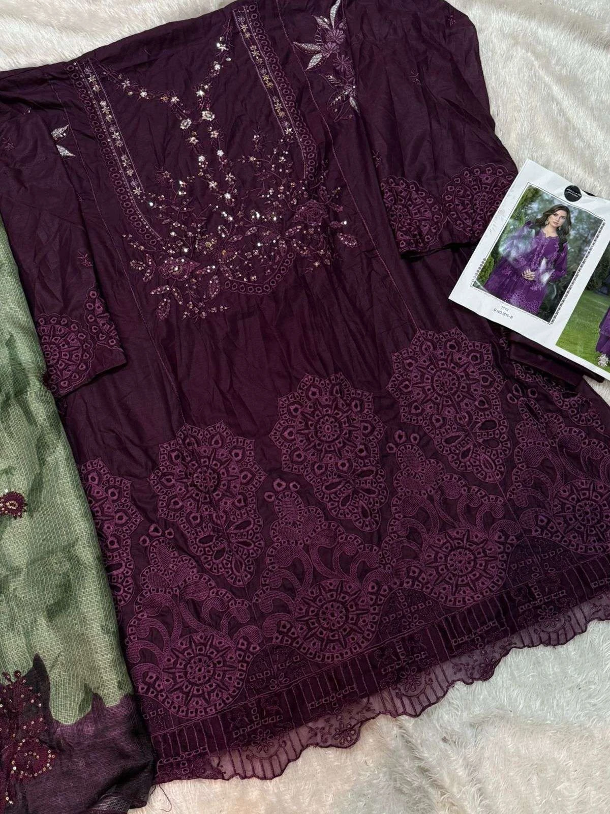 Mehboob Tex Design No - 1815 Ab