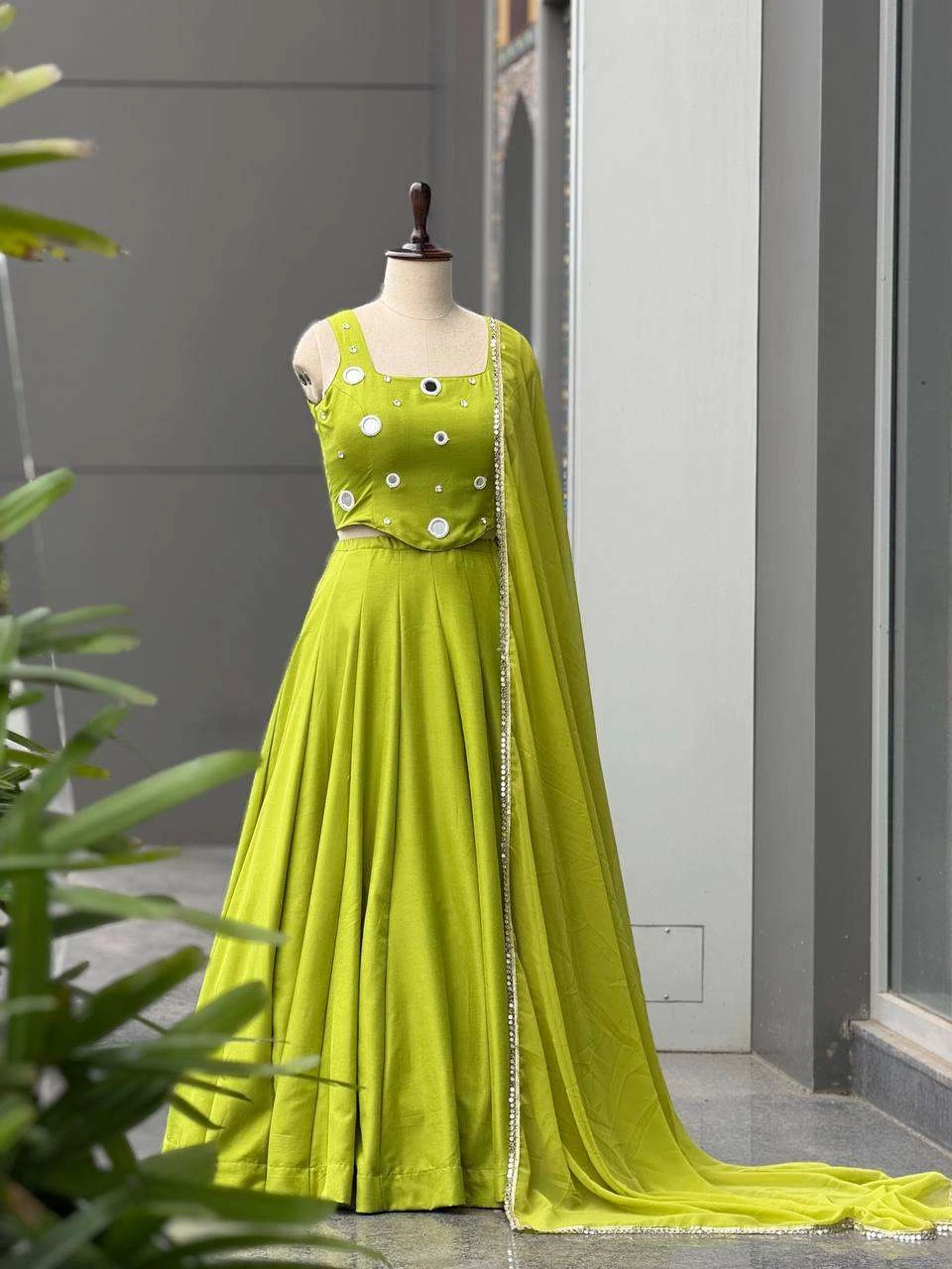 Sc 352 - Readymade Dress