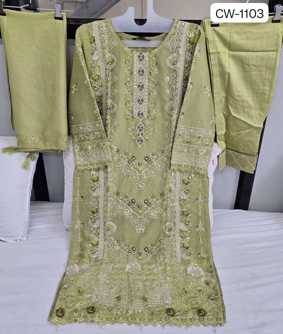 Shraddha Designer Mushq Cw 1103